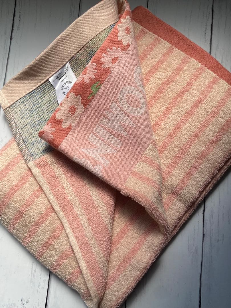 ｛専用｝MOOMIN シーズンリーズン バスタオル 新品 — image 2