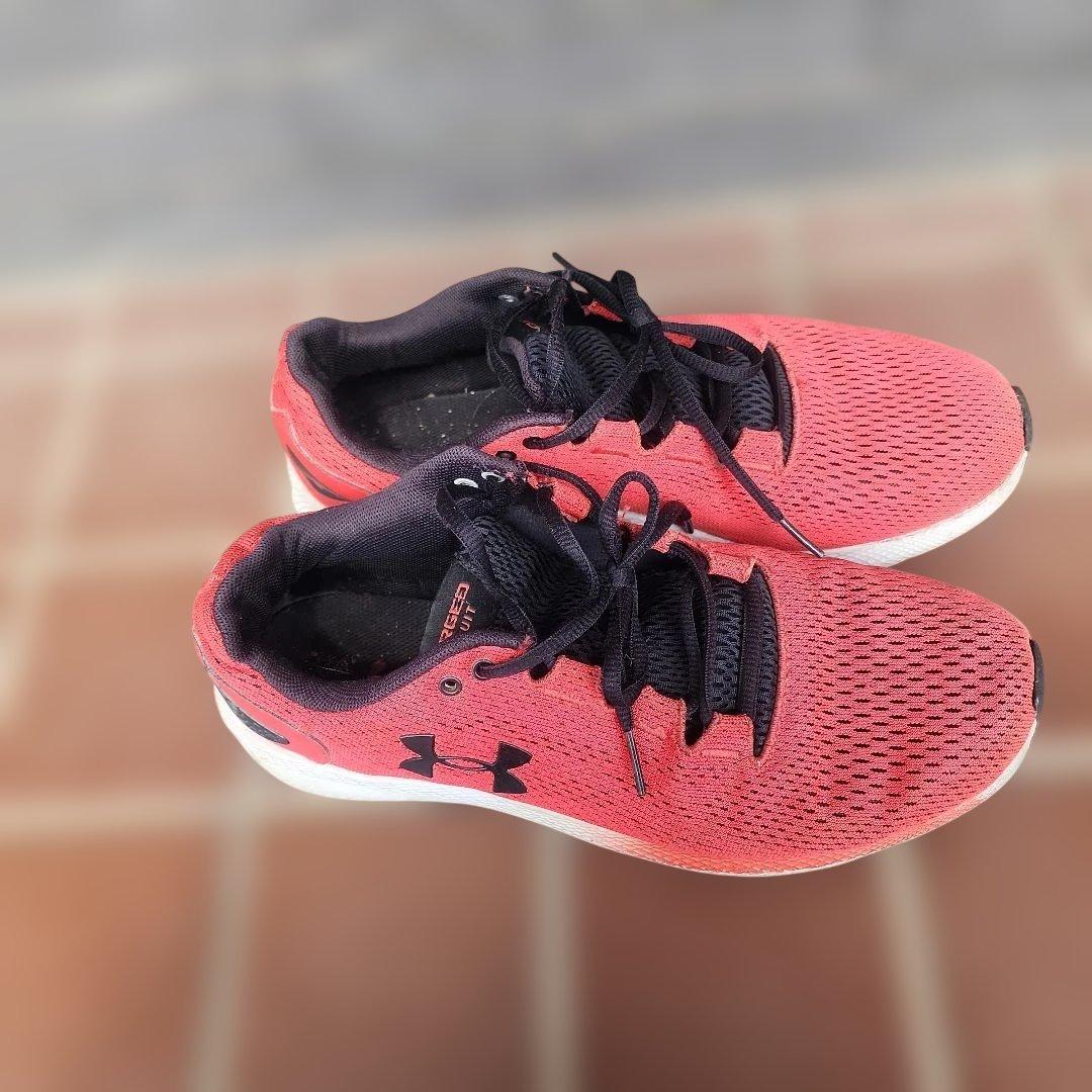Under Armour ランニングシューズ レッド — image 2