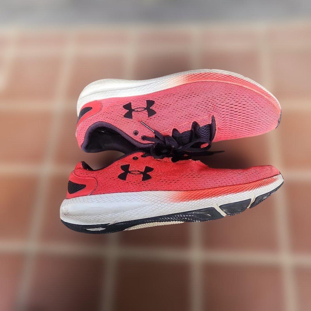 Under Armour ランニングシューズ レッド — image 3