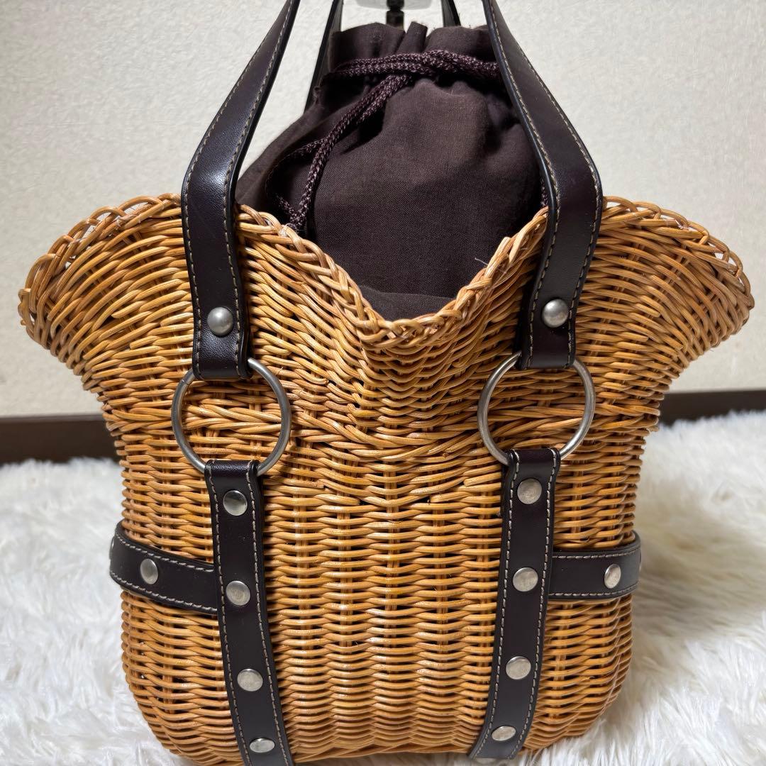 格安✨ ベネトン かごバッグ スタッズ ラタン バスケット ハンドバッグ 茶 — image 2