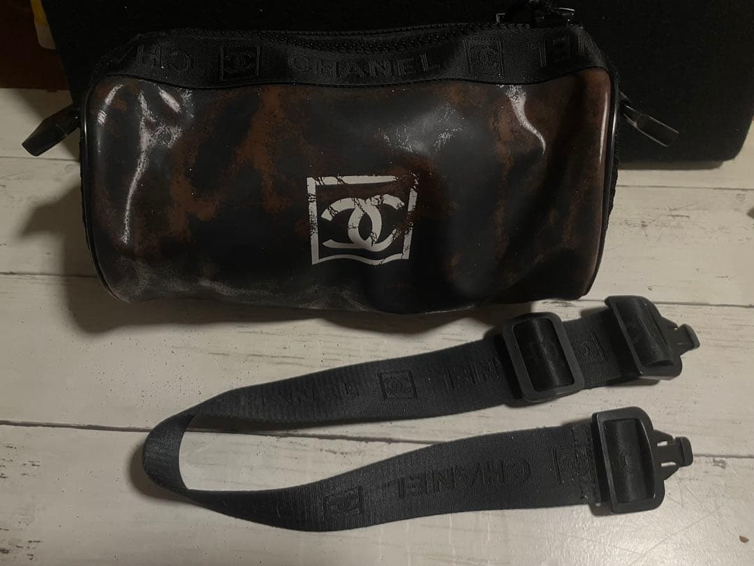 CHANEL ショルダーバッグ　スポーツライン — image 5
