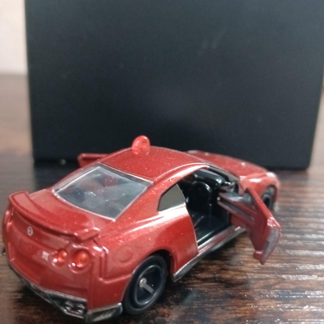 トミカ日産GT-R覆面パトカー — image 3