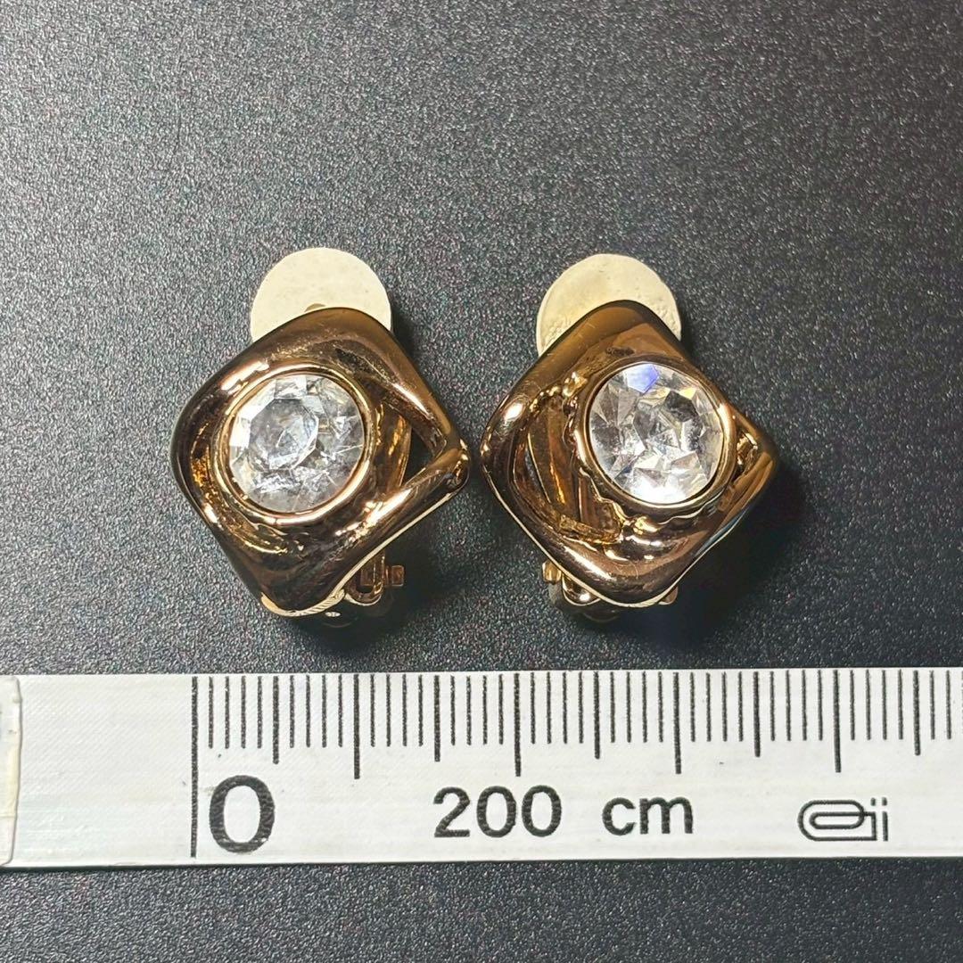 イヴサンローラン イヤリング　クリスタル ビジュー ヴィンテージ ゴールド — image 2