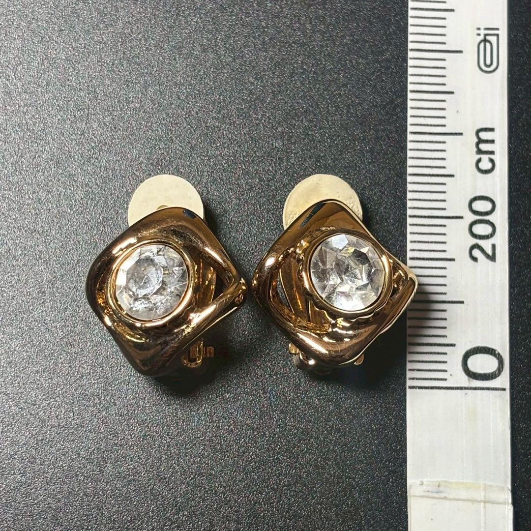 イヴサンローラン イヤリング　クリスタル ビジュー ヴィンテージ ゴールド — image 3