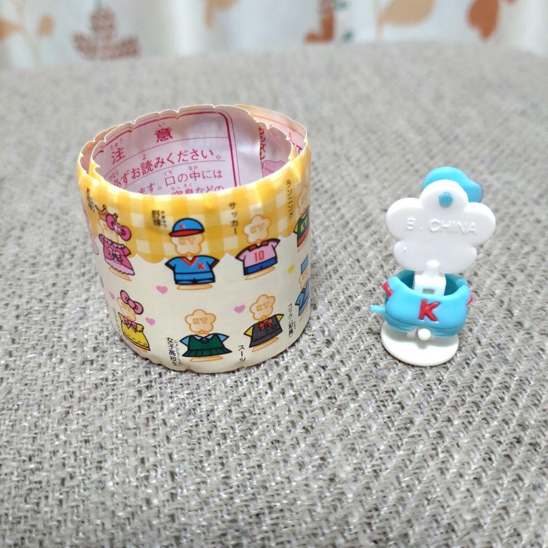 ワンダーカプセル　ハローキティ コスチュームシリーズ　野球 — image 2