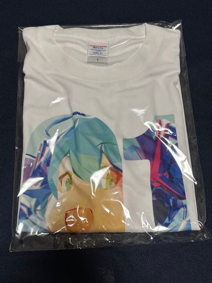 初音ミク　Tシャツ　Lサイズ — image 2