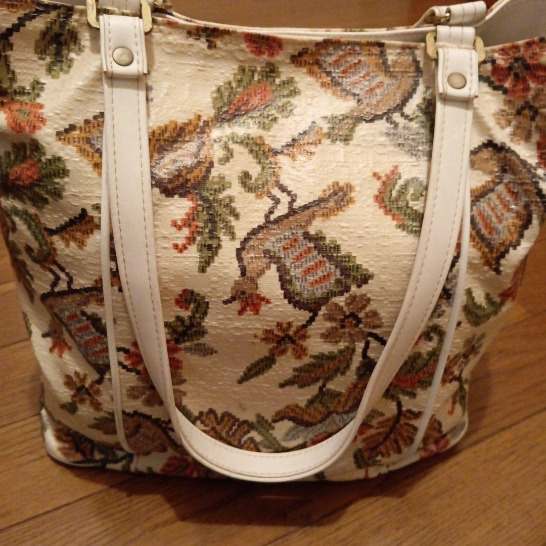 Carriage JAPAN ゴブラン織り ハンドバッグ — image 2
