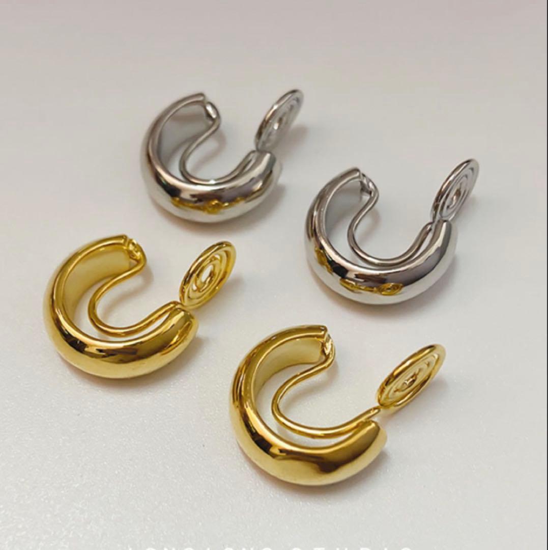 フープイヤリングゴールド上品 おしゃれイヤリング痛くなりにくい 小ぶり — image 4