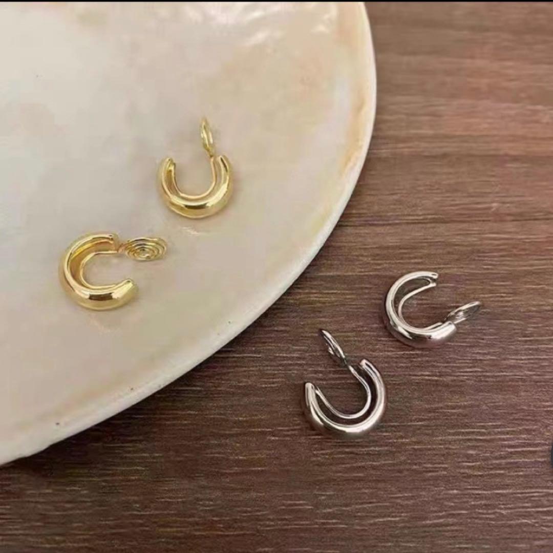 フープイヤリングゴールド上品 おしゃれイヤリング痛くなりにくい 小ぶり — image 5