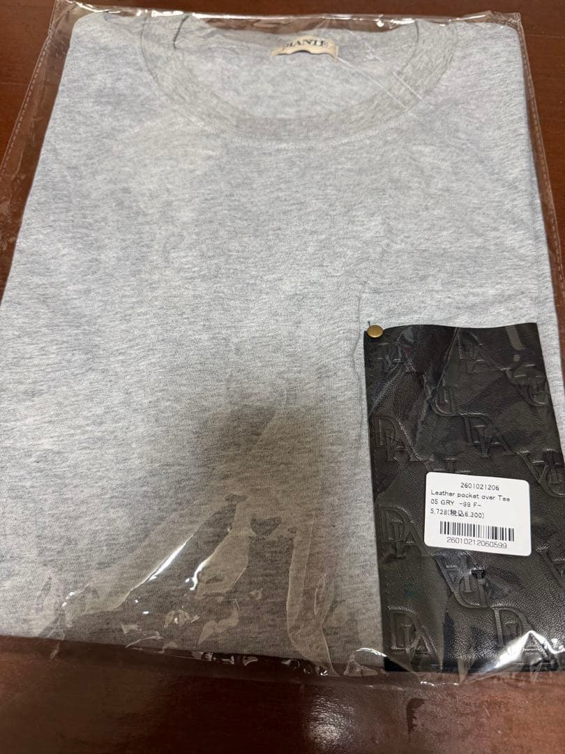 DIANTE 新品　ディアンテ　LEATHER POCKET OVER TEE — image 4