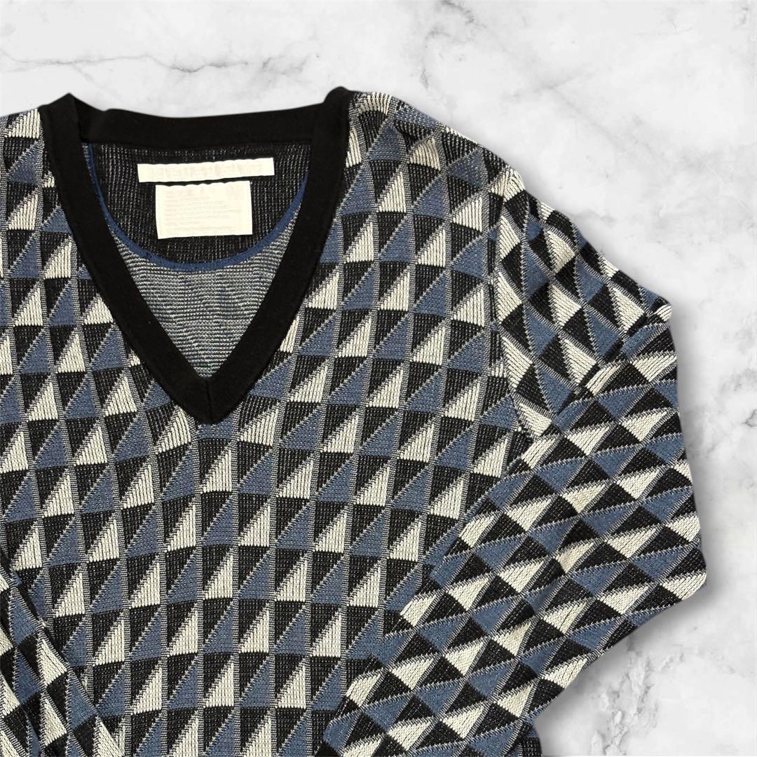 【美品】White Mountaineering 幾何学ジャガードVネックニット — image 3
