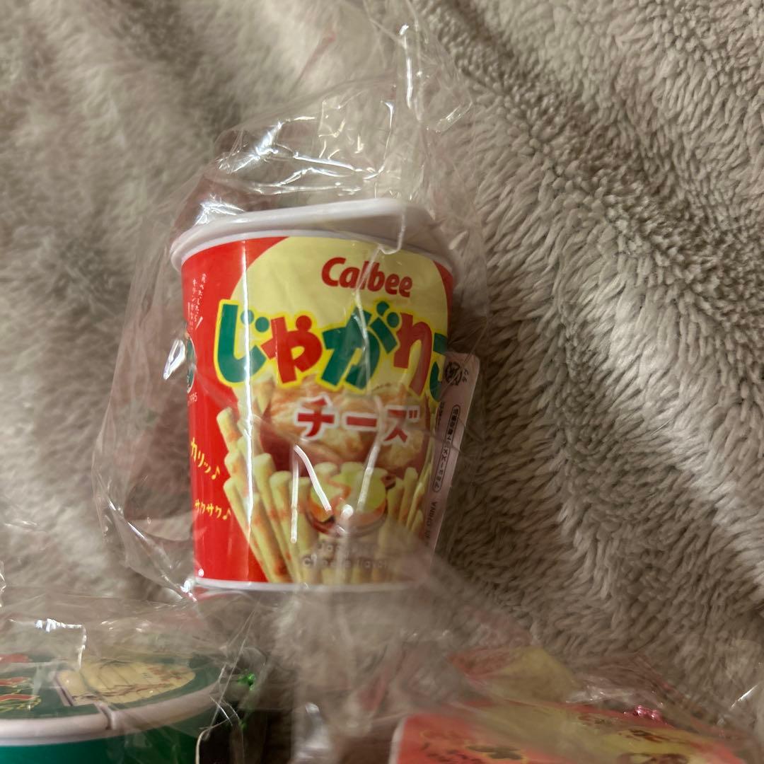 カルビー　じゃがりこ　おみくじマスコット カプセルトイ　全5種 — image 2
