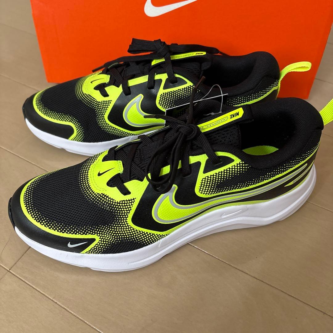 新品未使用タグ付き★ナイキコスミック ランナー — image 2