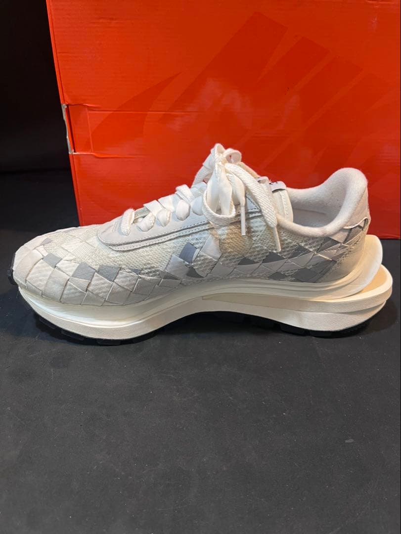 NIKE AIR WOVEN VAPORWAFFLE DR5209-100 29 — image 3