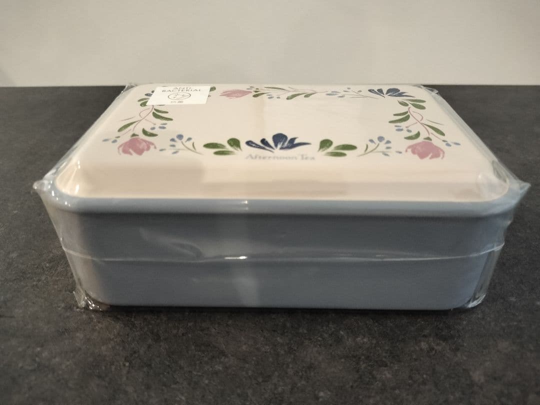 【期間限定値下げ中】Afternoon Tea 抗菌お弁当箱 ランチクロスセット — image 3