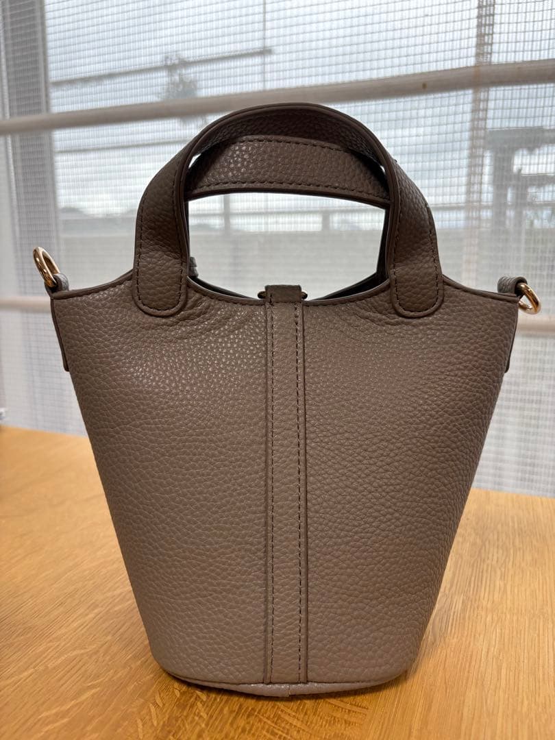 キューブ型ハンドバッグ　ショルダーバッグ — image 2