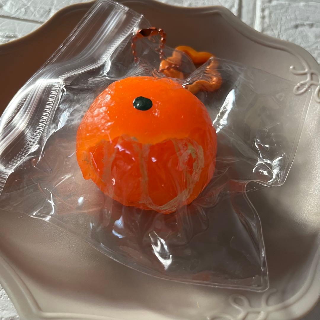 【新品】みかんスクイーズ　もちもち　弾力　キーホルダー　ストレス解消 — image 3