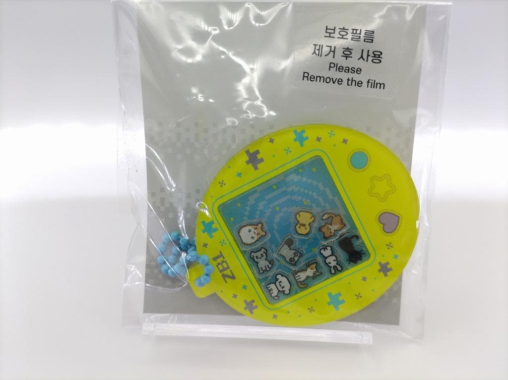zerobase one ゼべワン シェイカーキーリング&アクリルキーリング — image 3