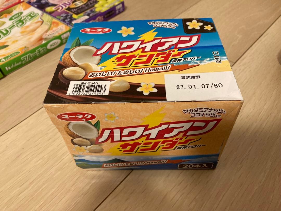 12000円相当まとめ売り　カップヌードルBIG マルちゃん　フルーチェブタメン — image 3