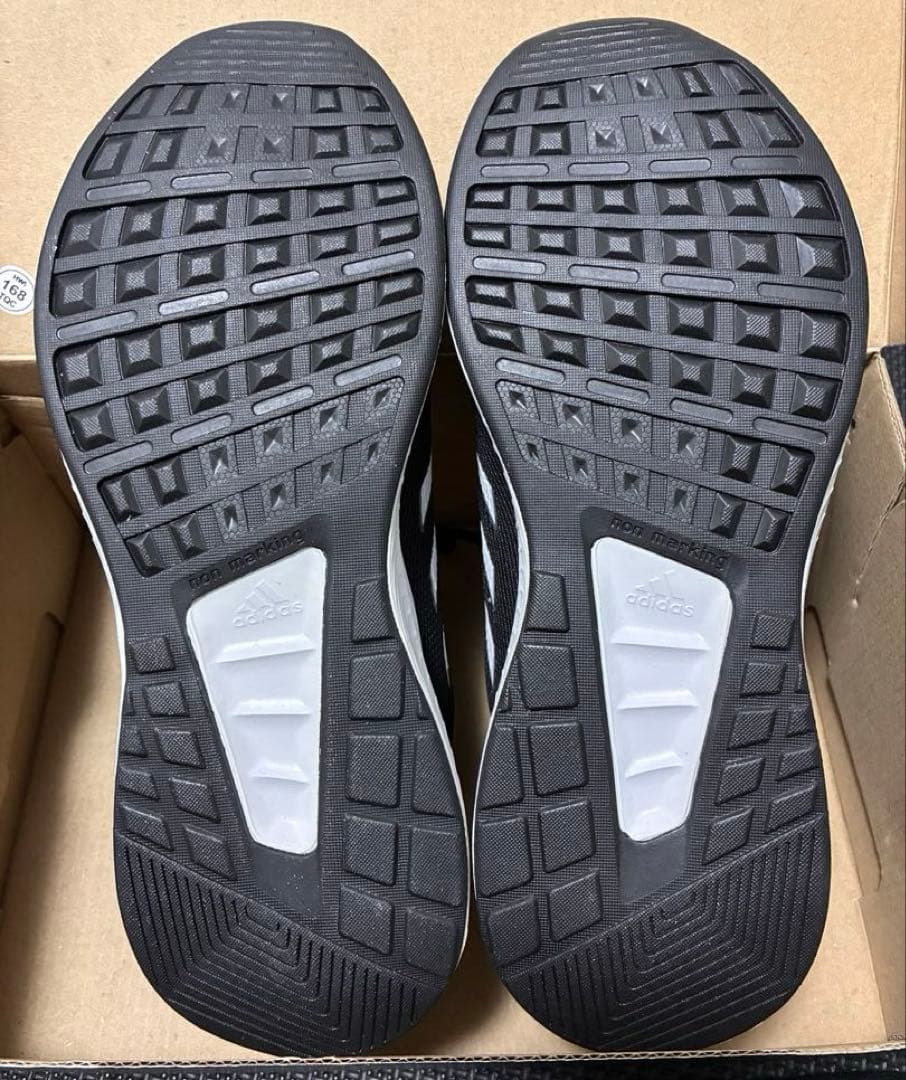 【美品】adidas コアランナー ブラック×ホワイト 23.5センチ — image 3
