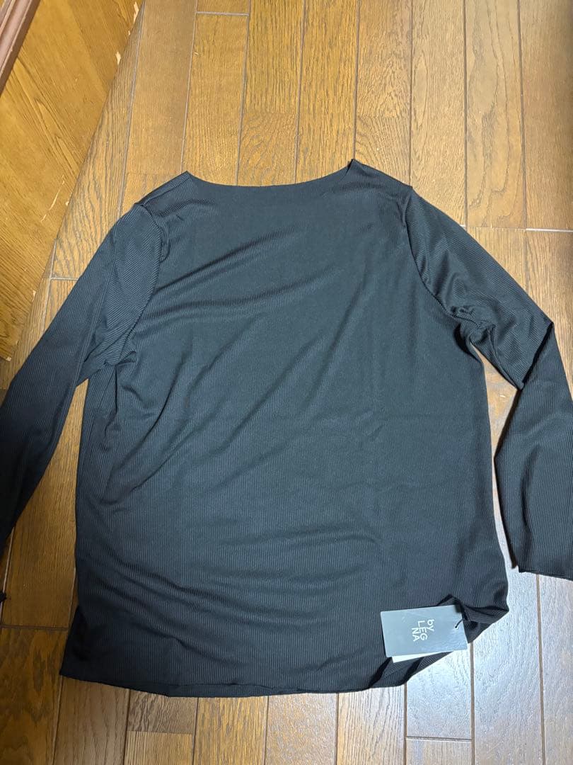 長袖 ブラック　リブ素材　タグ付き新品 — image 2