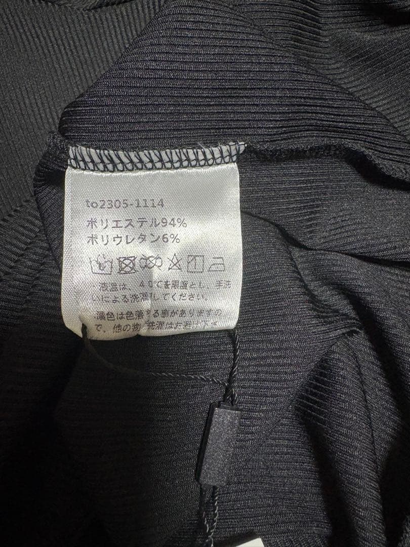 長袖 ブラック　リブ素材　タグ付き新品 — image 4