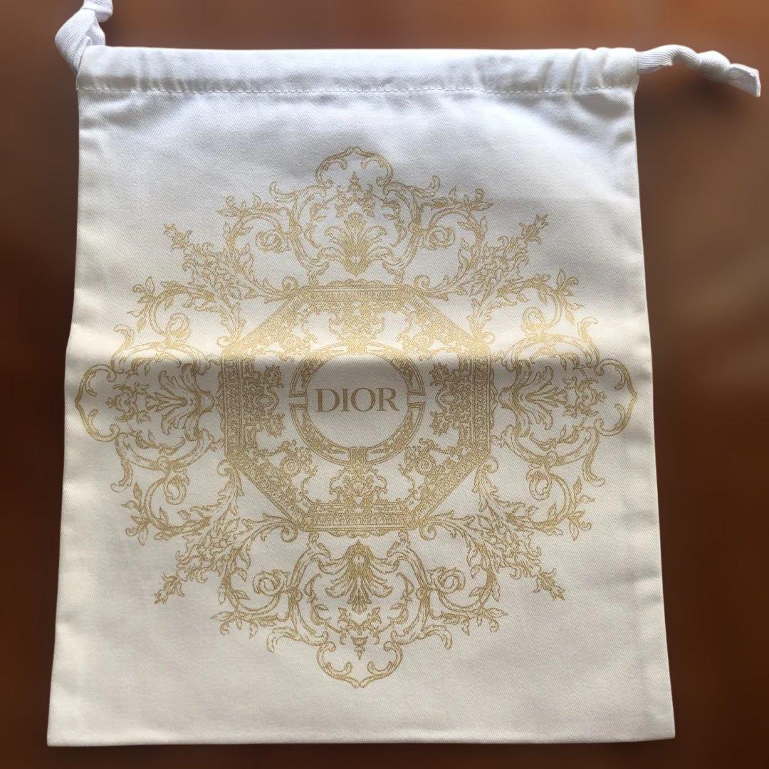未使用！Dior ゴールド装飾 収納袋 — image 2
