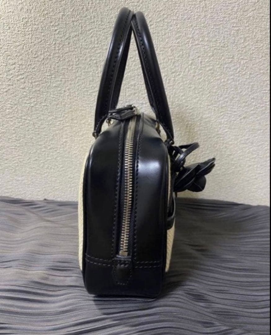 Rene ルネ ハンドバッグ コサージュ付き — image 4