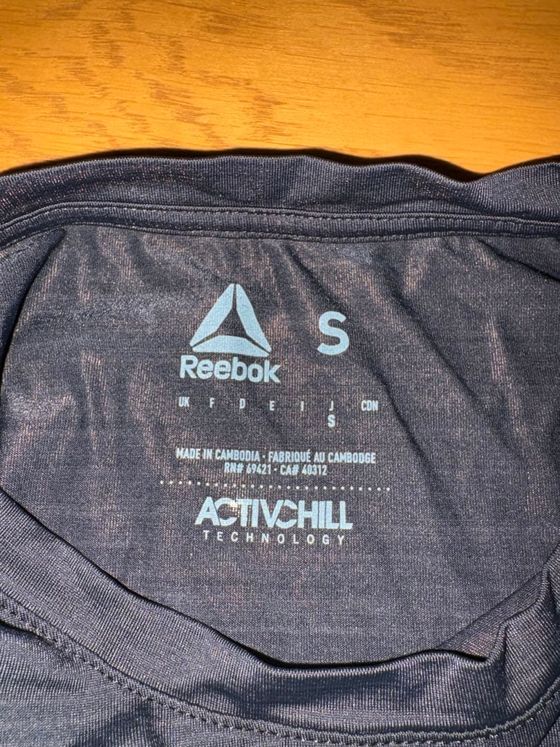 Reebok リーボック　スポーツTシャツ 黒　 メンズ　Sサイズ — image 3