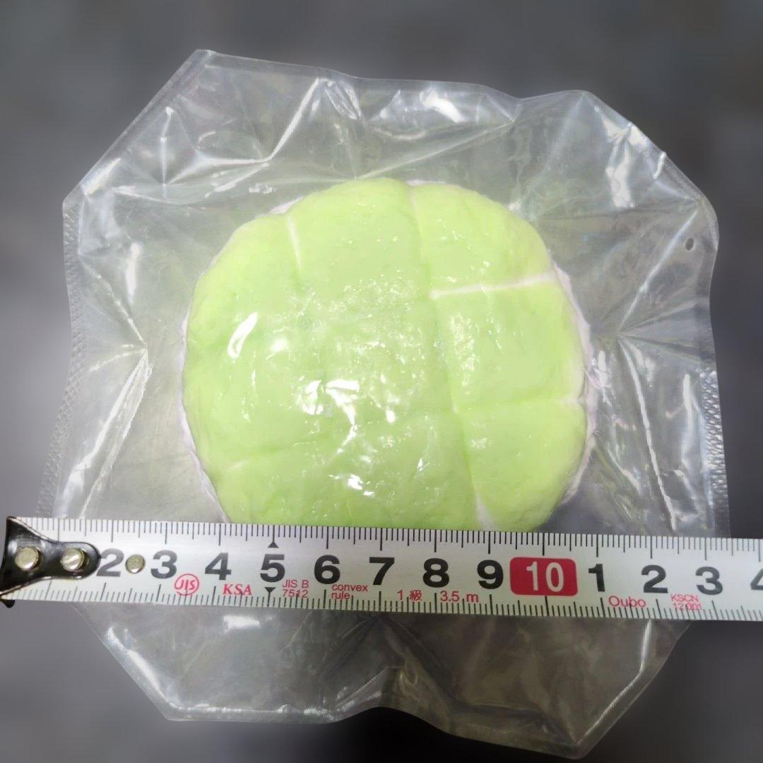 まとめ値引き個数×-200円 スクイーズ メロンパン — image 2
