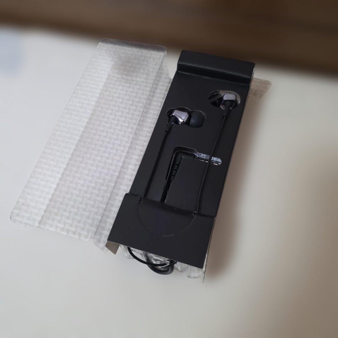 新品未使用品 7i セブンプレミアム Lifestyle 有線イヤホン ブラック — image 3