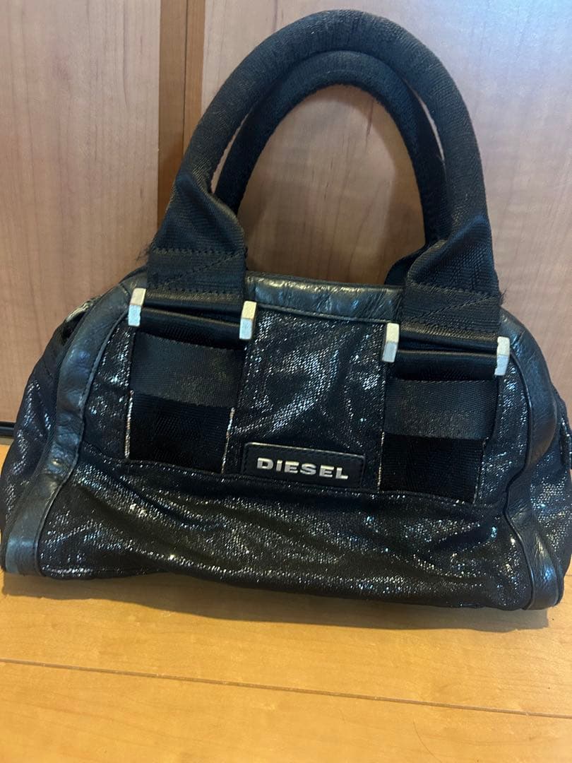 DIESEL ハンドバッグ ブラック ラメ加工 — image 4