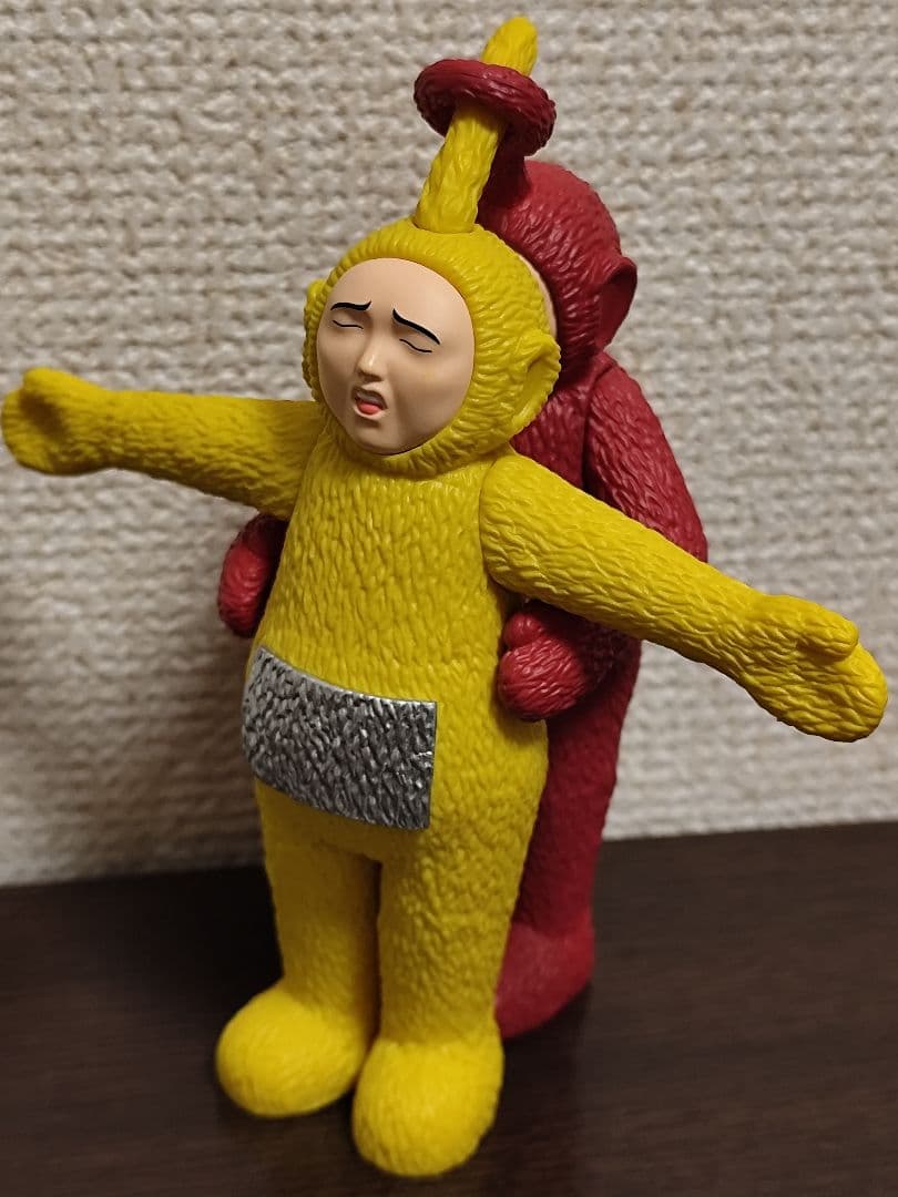 テレタビーズ風 おじさん パロディ フィギュア 2体セット — image 2