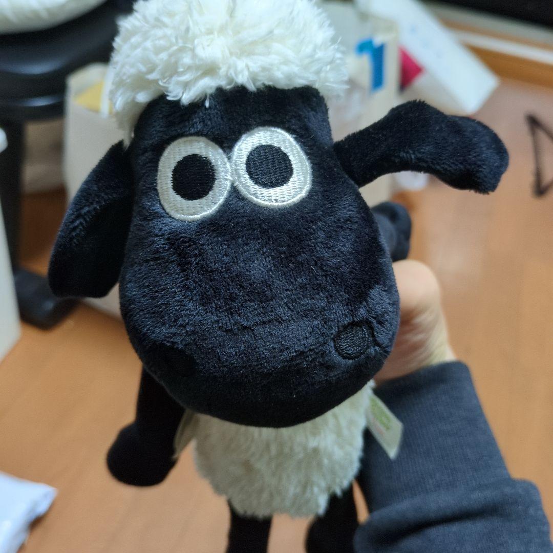 Shaun the Sheep ぬいぐるみ — image 4