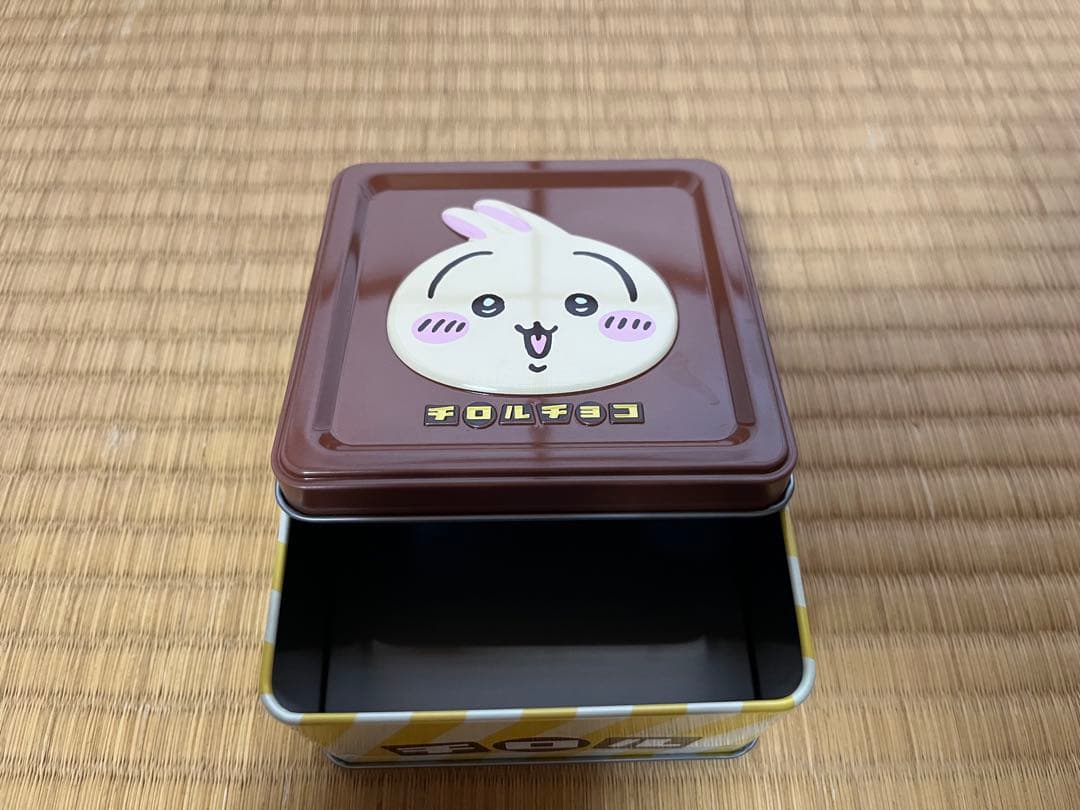 ちいかわ チロルチョコ缶 うさぎ ⚠️缶のみ — image 2