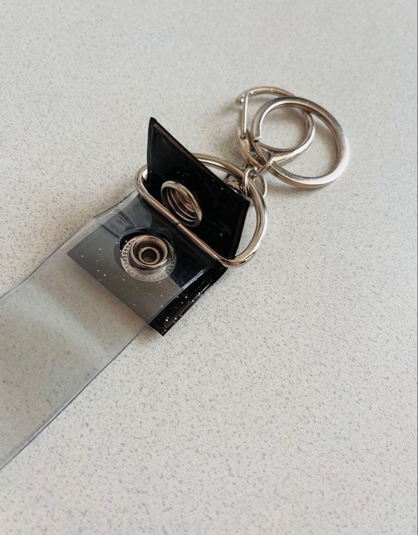 【新品】銀テープホルダー 30x2.8cm キーホルダー付きブラック推し活 — image 5