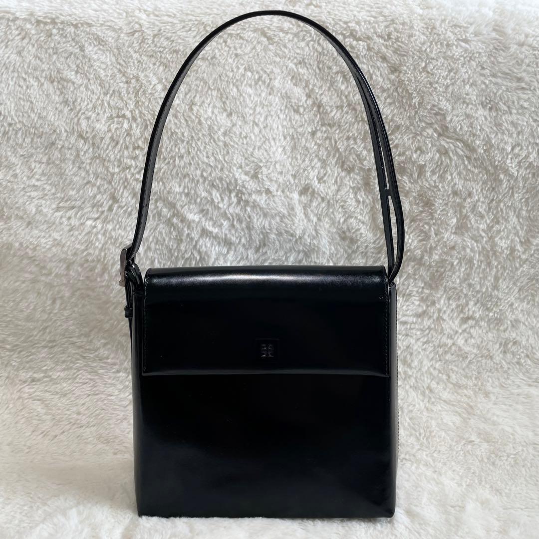 【説明欄必読極美品✨️】GIVENCHY　フォーマルバッグ　ハンドバッグ　黒 — image 2