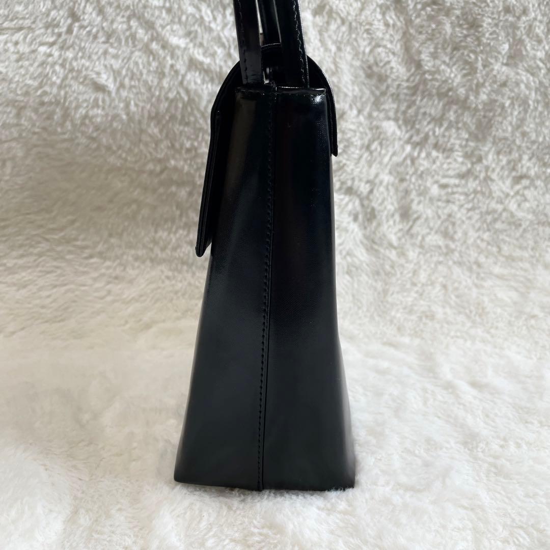 【説明欄必読極美品✨️】GIVENCHY　フォーマルバッグ　ハンドバッグ　黒 — image 3