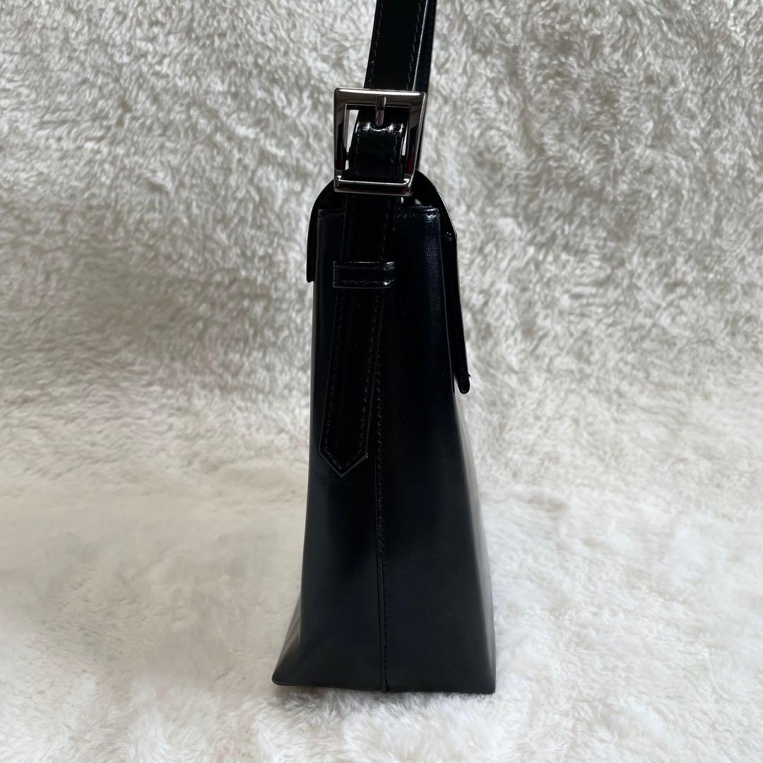 【説明欄必読極美品✨️】GIVENCHY　フォーマルバッグ　ハンドバッグ　黒 — image 5