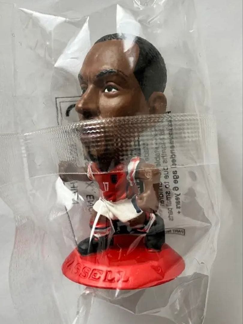Corinthian VASSELLサッカー フィギュア 未開封 — image 3