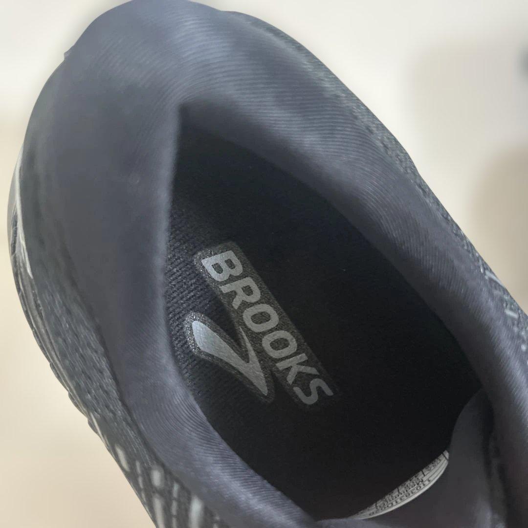 Brooks Glycerin GTS 20 ブラック スニーカー — image 4