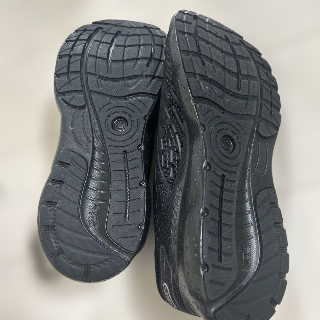 Brooks Glycerin GTS 20 ブラック スニーカー — image 5