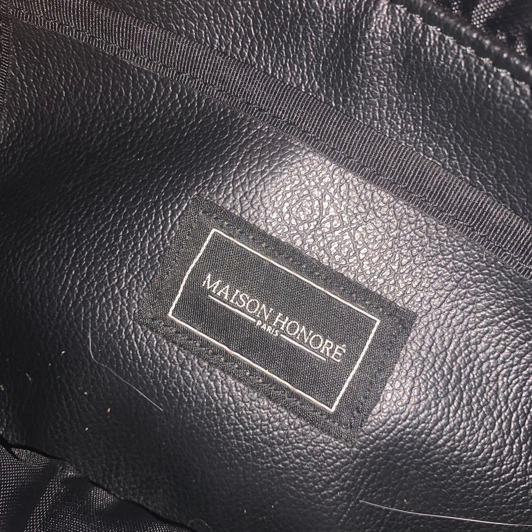 MAISON HONORE ハンドバッグ ブラック ハート刺繍 — image 2