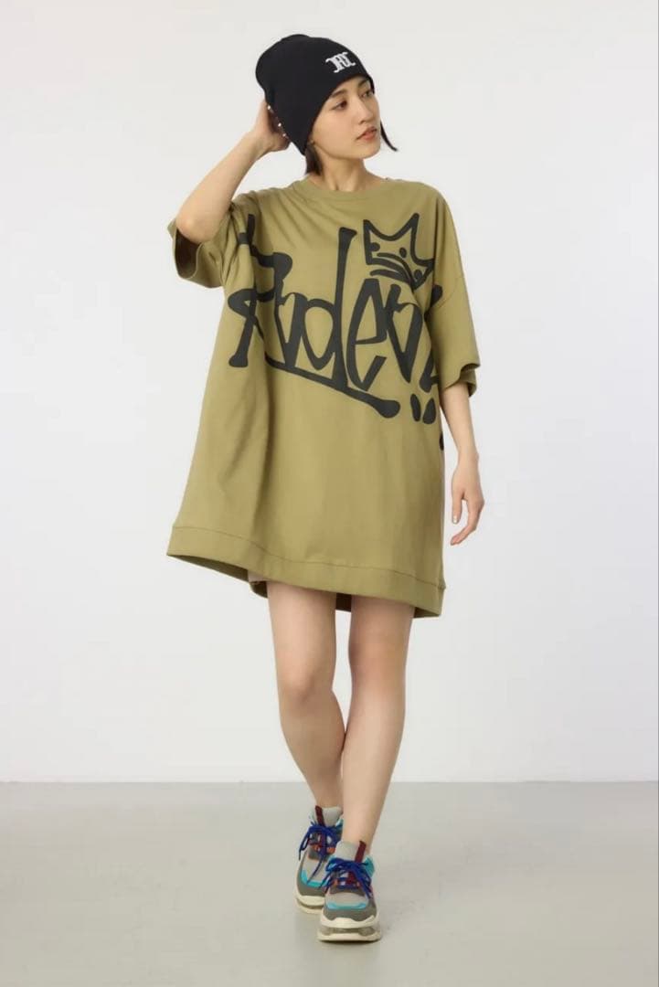 最終値下げ【人気完売品/ほぼ新品】BIG SIGN LOGO Tワンピース — image 4