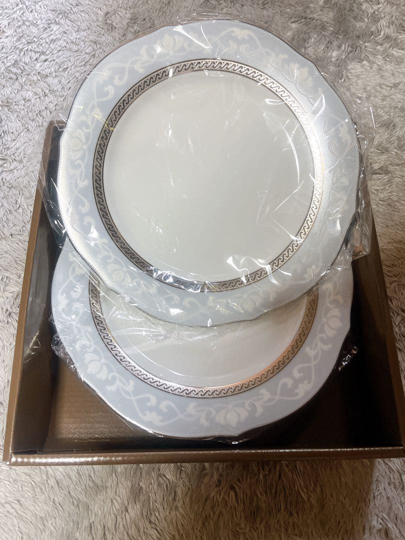 Noritake Hampshire Platinum 皿 2枚セット — image 2