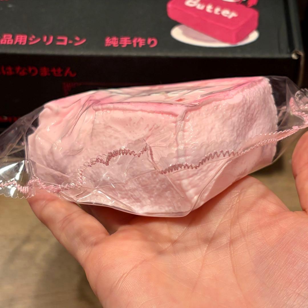 【ゆう様専用】taonini タオニニ 桜バター　泥感　スクイーズ ピンク春限定 — image 2