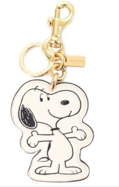 新品 完売品 コーチ x ピーナッツ キーホルダー — image 2