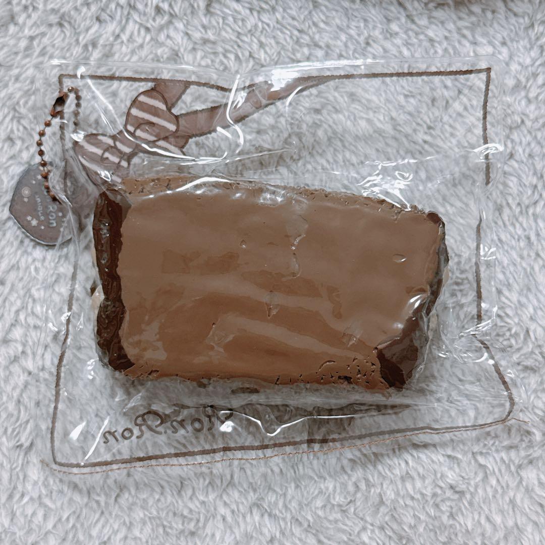 RonRon スクイーズ　濃厚チョコロールケーキ — image 3