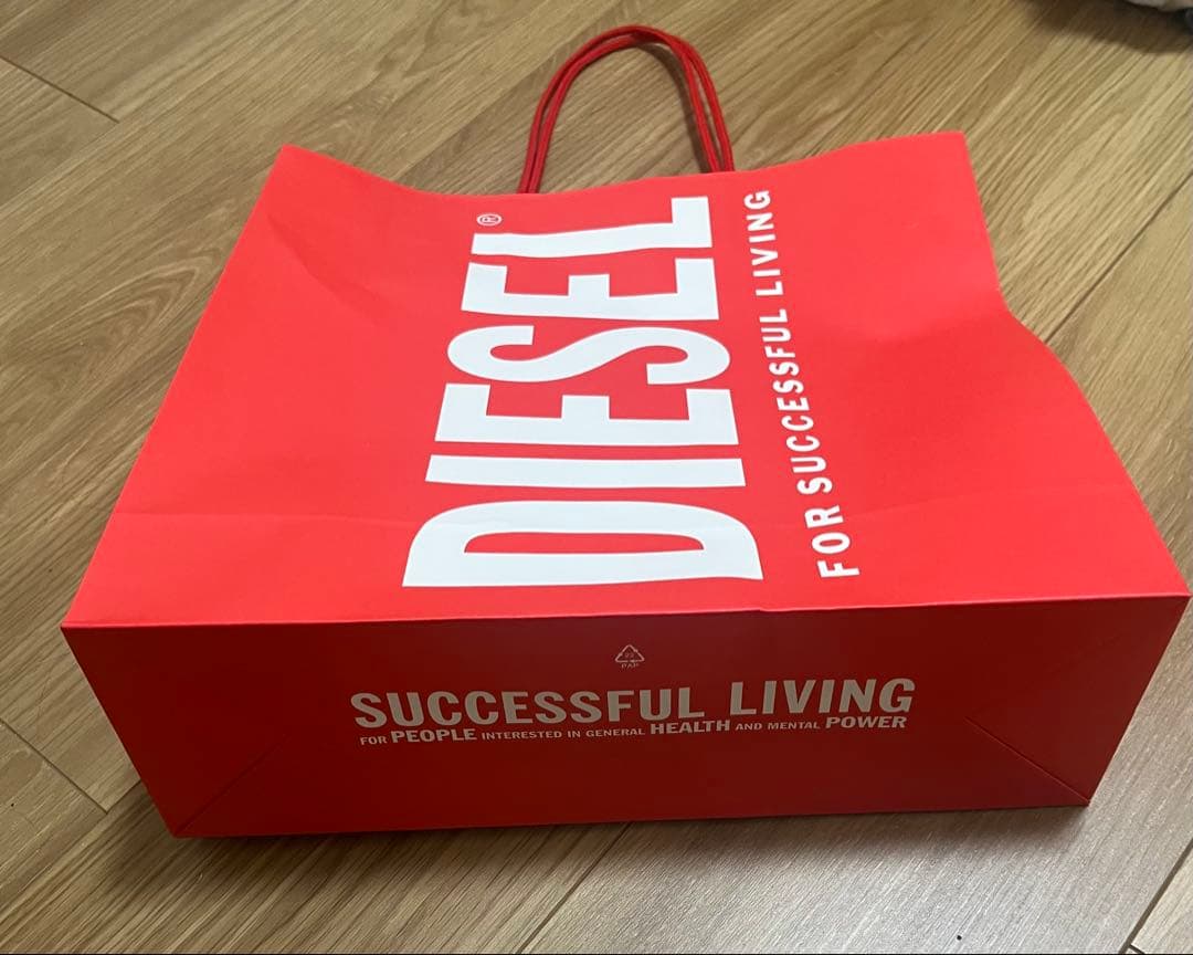 DIESEL ショップ袋 ショッパー 赤 — image 3