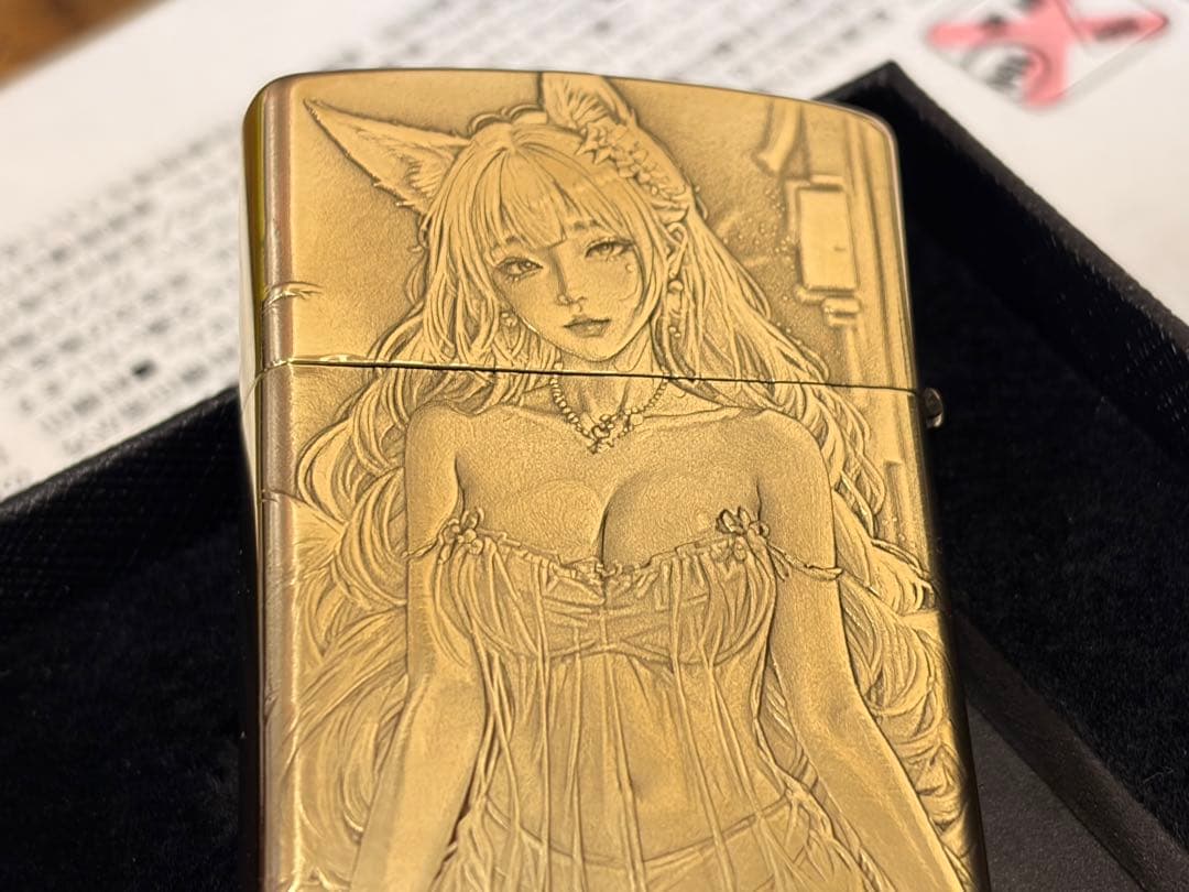 新品綺麗ZORRO ホステスの両目彫刻加工 オイルライター真鍮製グッズ — image 3
